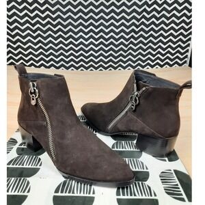 Donald Pliner Dante Brown Suede Ankle Boots Pointed Toe Block Heel Womens 7M